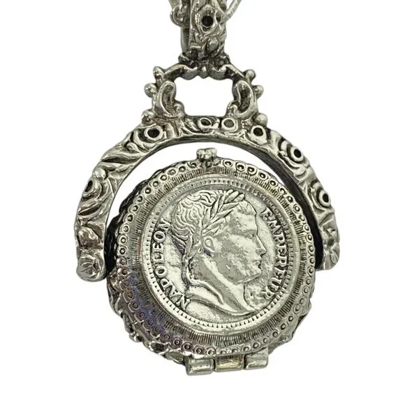 Goldette Hieroglyphic VTG Locket Spinner Pendent Fob - Picture 3 of 11